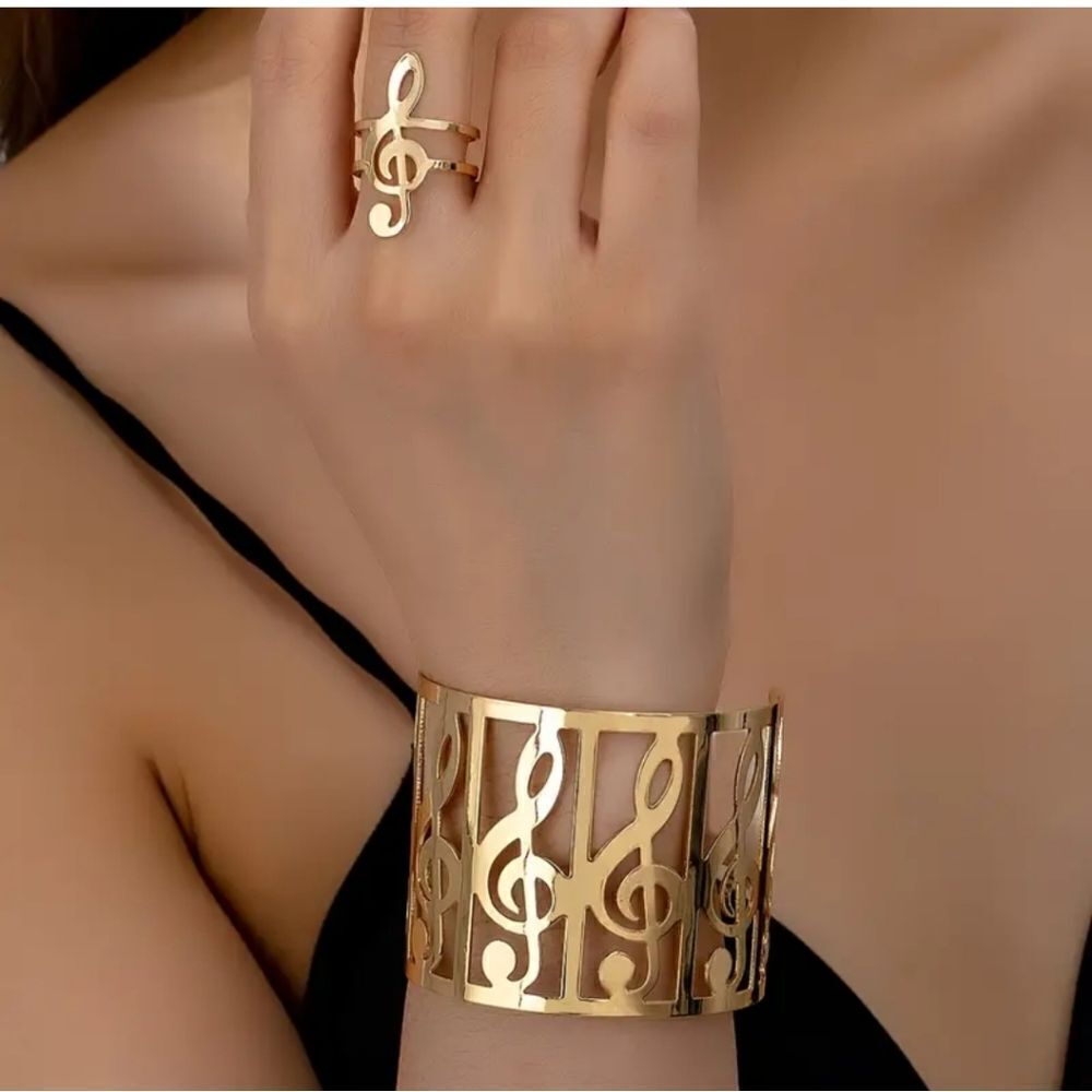 Music note gold bracelet ring set